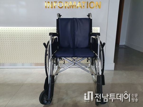 휠체어 사진
