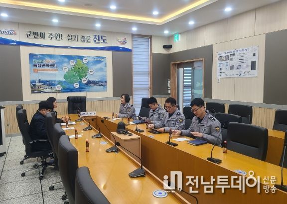 , 관찰카메라(CCTV) 통합관제센터 운영으로 24시간 군민 안전 지킴이 역할 톡톡히