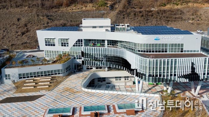 이순신도서관 전경
