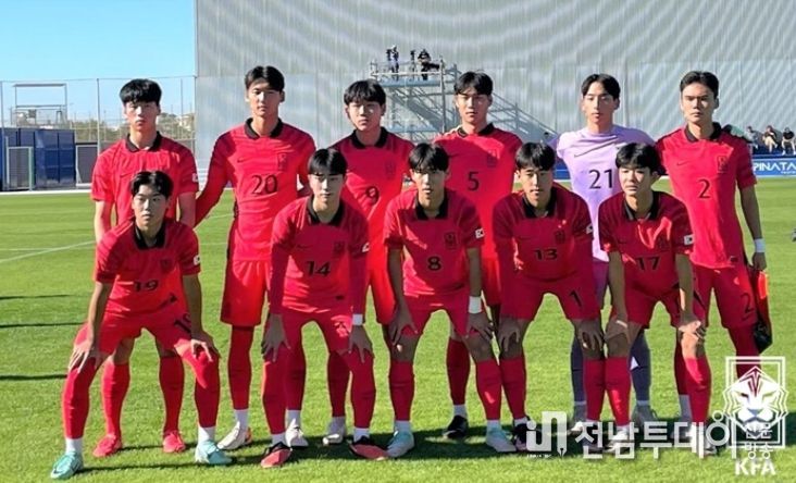 남자 U-17 대표팀이 독일 뮌헨에서 전지훈련을 실시한다. 사진은 지난해 스페인 전지훈련에 나선 남자 U-17 대표팀의 모습.