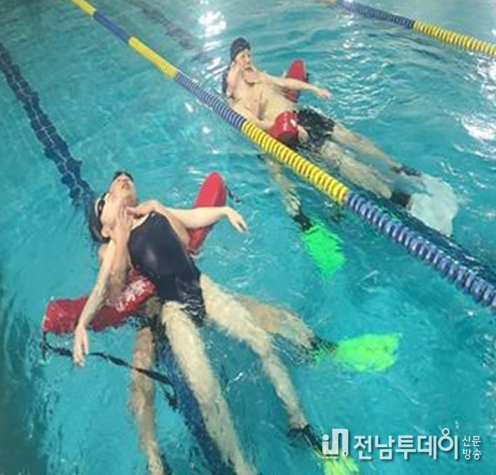 지난해 마린스쿨 인명구조 교육 모습