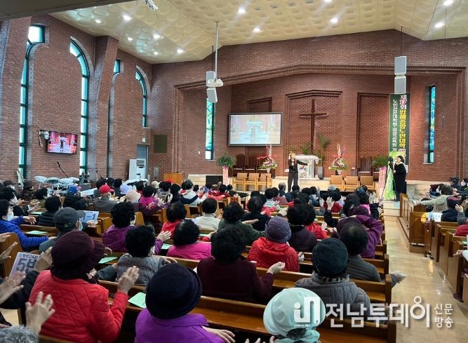 신안군, 상반기 노인대학 개강