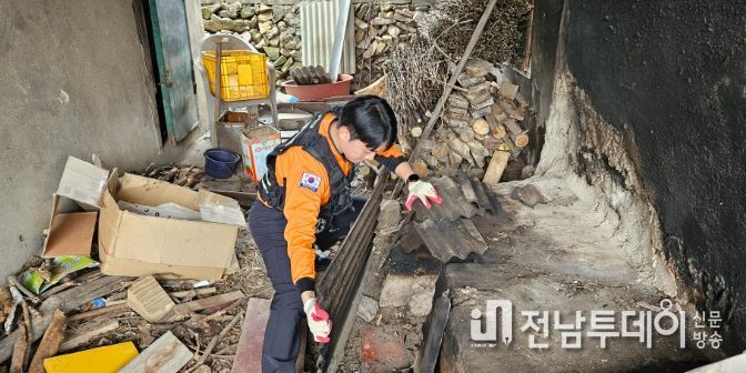 여수소방서 119생활안전순찰대, 섬지역 취약계층 대민지원 활동 펼쳐