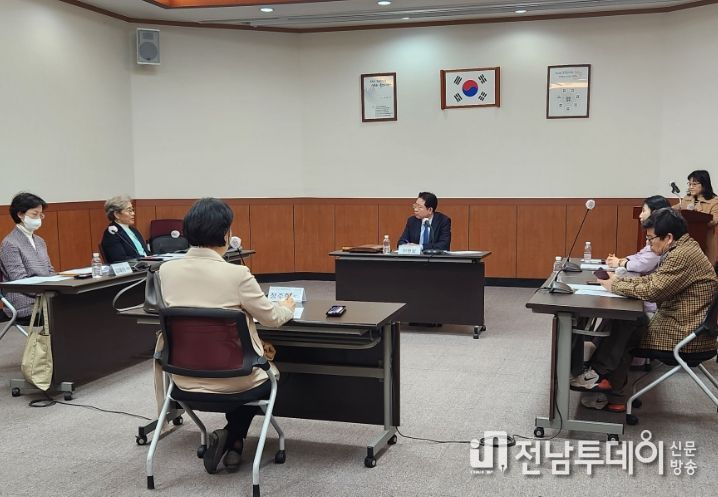 제주특별자치도립예술단 운영위원회 제2분과 위원회 회의