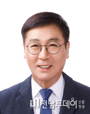 정재봉 광산구의원(더불어민주당, 송정1·2동·도산동·어룡동·동곡동·평동·삼도동·본량동)