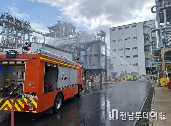 여수소방서, 여수국가산단(폴리미래㈜) 합동소방훈련