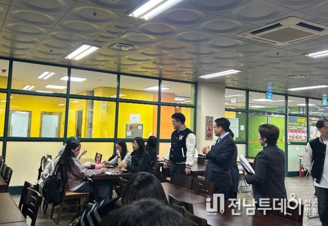 대학생 대상‘천원의 아침밥 & 전입’현장 홍보