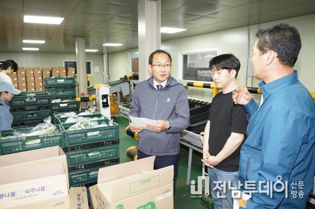강병삼 제주시장, 임산부 친환경농산물 꾸러미 공급업체 방문