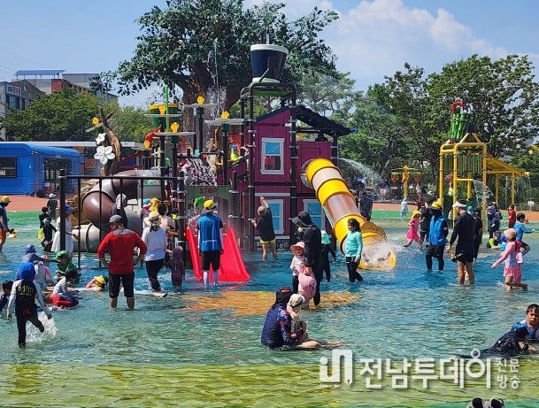 성산공원 어린이 물놀이장