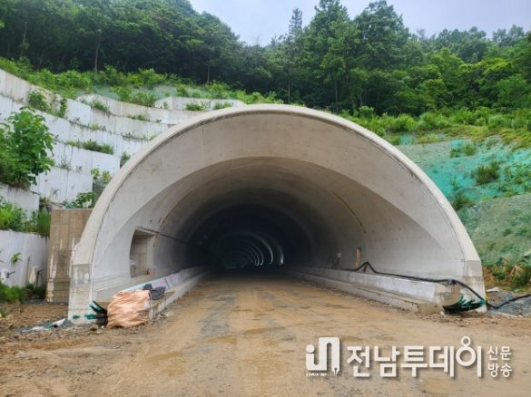 까치내재 터널 공사 현장