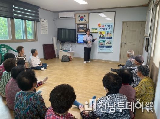곡성군, 건강 취약계층 폭염 대비 ‘경로당 순회 교육’ 나서