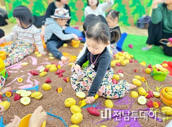 해남군, 올 여름 도서관에서 북캉스 어때?
