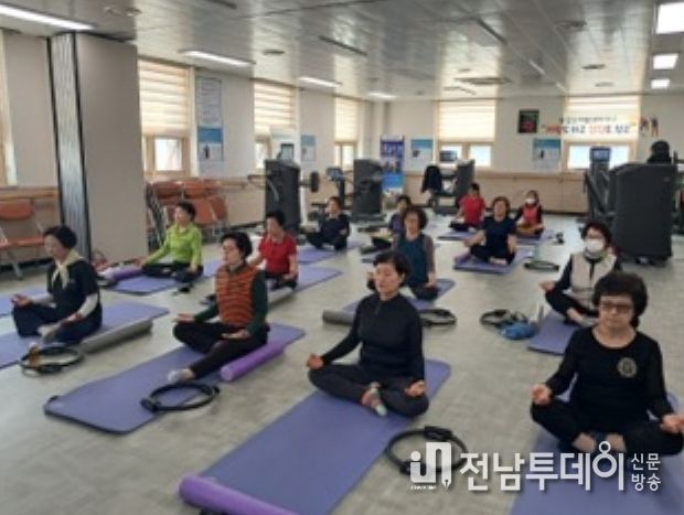 곡성군, 군민건강 지키는 ‘명상 요가’ 시작
