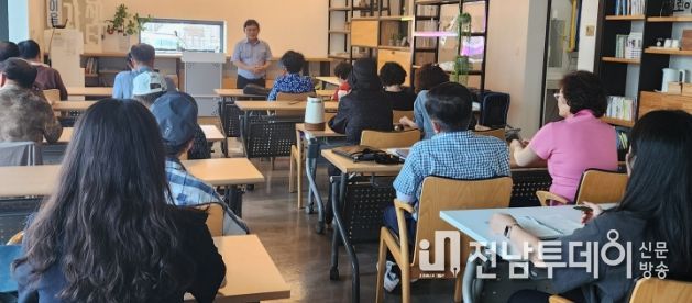 서구, 경청상담으로 어르신 정신건강‘수호’