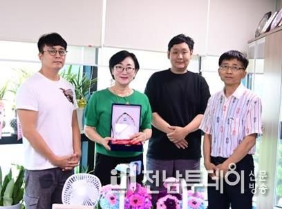 광주광역시 김수영 서구의원, 2년 연속 지방의정특별공헌대상 수상에 이어 감사패 수상