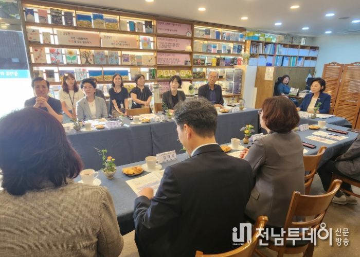 남인순 의원 광주다움 통합돌봄 현장 방문