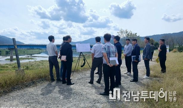 구례군, 섬진강 보도교 설치 본격화…2026년 완공 목표