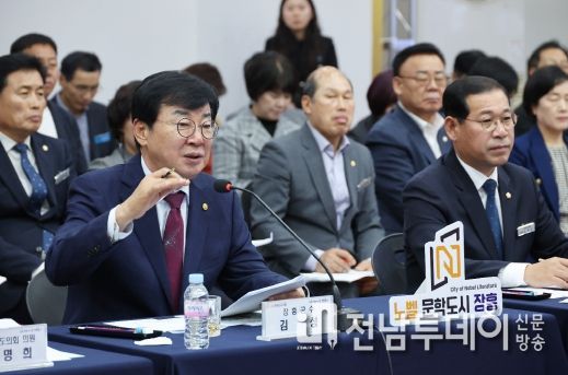 김영록 전남도지사, ‘장흥군 정책비전 투어’ 지역민과 소통