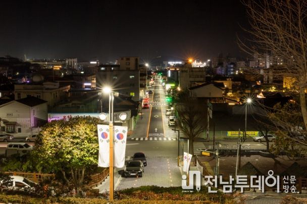 개항문화거리 일방통행로