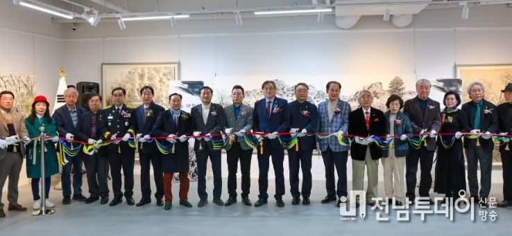 ‘임농 하철경, 우계 박충호’ 기증 작품 전시회 개최