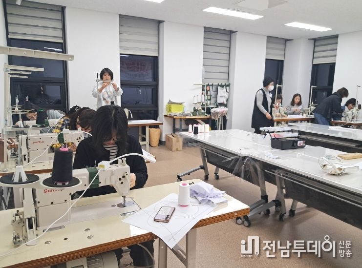 고흥군, 청춘누리 원데이 클래스 참여 열기 ‘후끈’