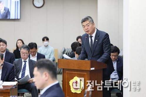 박원종 전남도의원 대표 발의 조례 2건, 교육위원회 심의 통과
