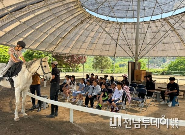 순천시, 학생승마 지원사업 2차 참가자 모집