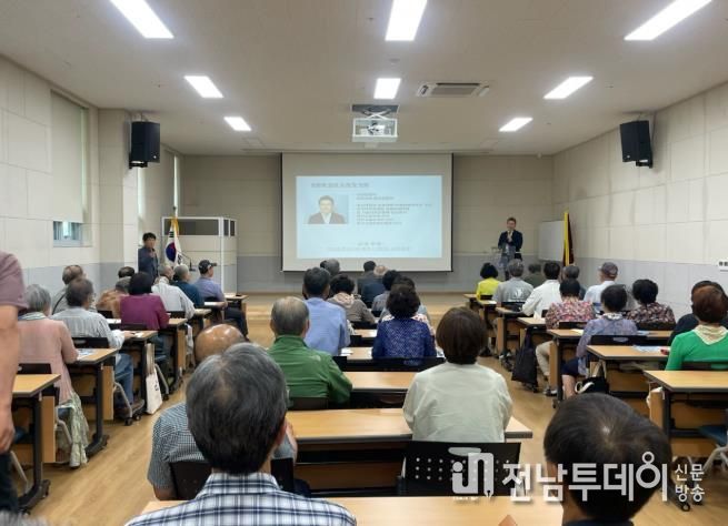 구례군, 노인대학 대상 만성질환 건강강좌 및 자기건강관리 캠페인 성료