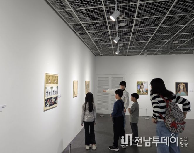 고흥군, 천경자 화백 추모 10주기 리마스터전