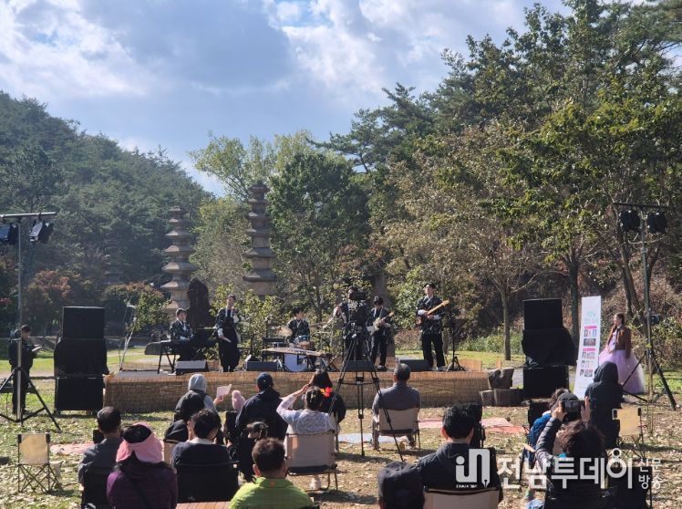 국악상설공연(국악밴드 예락 무대)