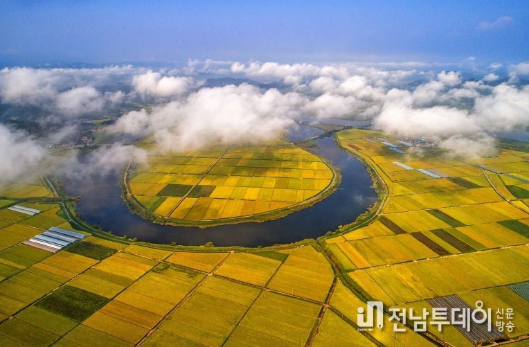 ‘남도의 젖줄’ 영산강 유역에 드넓게 펼쳐진 나주평야. 나주가 ‘농도 전남’의 대표 지역임을 보여준다.
