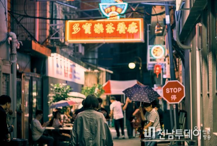 ‘홍콩골목’ 개장 한 달…이용객 1만7천여 명 돌파