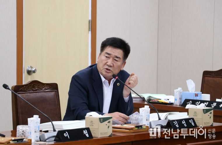 김성일 도의원, AI 거점 노리면서 전남도 AIㆍ데이터 전문인력 ’0명‘