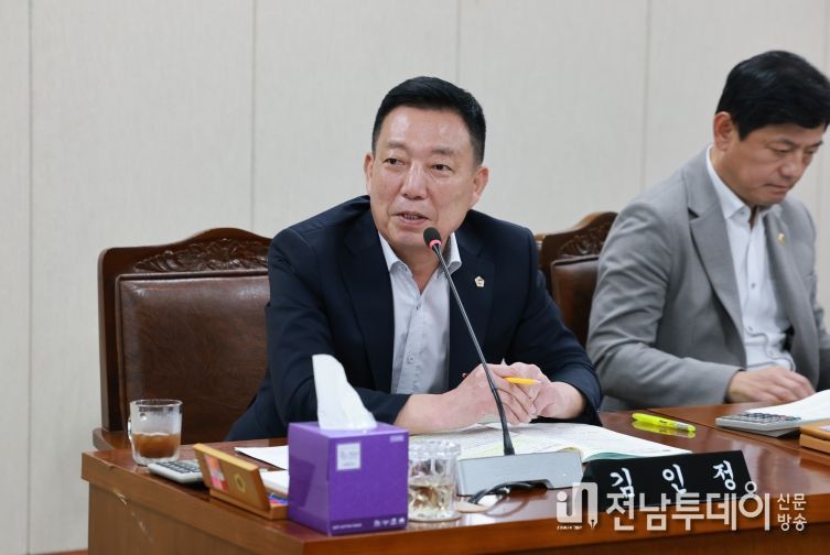 김인정 전남도의원, 소화전 관리