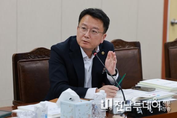 최선국 전남도의원 “목포 갓바위 문화타운, 수묵비엔날레 아트센터와 연계한 재편 필요”