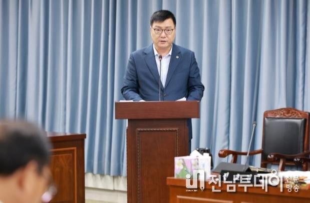 최동익 의원, 「전라남도 여수 수산가공식품클러스터 조성 촉구 건의안」