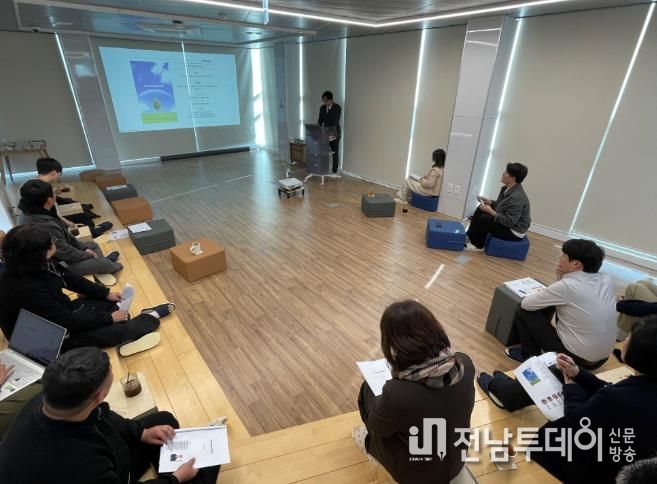 목포시, ‘2025년 지역상생 청년일자리 창출 사업 지역간담회’ 개최