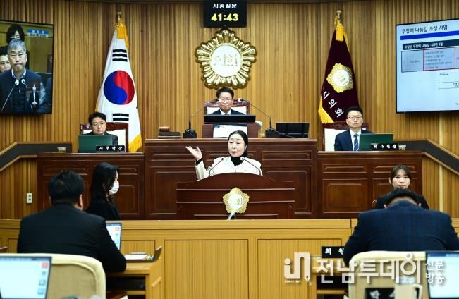 목포시의회 도시건설위원회 부위원장 박수경 의원, 무장애·문화행정·문화도시 논란 종합 질의