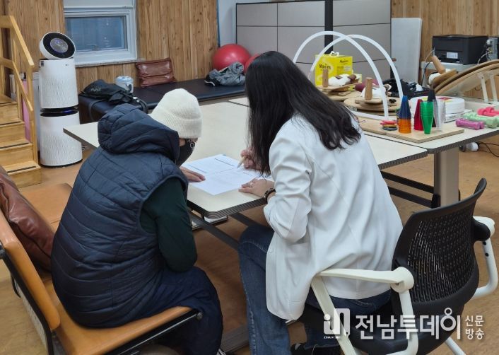 , ‘안 질환‧무릎관절증 의료비’ 지원