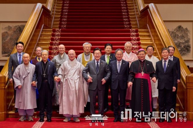 종교지도자 초청 오찬간담회 '종교와 함께, 국민통합의 길로'(청와대)