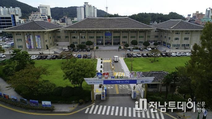 여수시가 지방세 신고·납부 관련 시스템이 일시 중단됨에 따라 지방세 신고·납부 기한을 오는 2월 4일까지 연장한다.