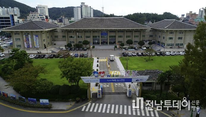 여수시는 올겨울 복지사각지대 집중 발굴 조사를 오는 3월 13일까지 실시한다.