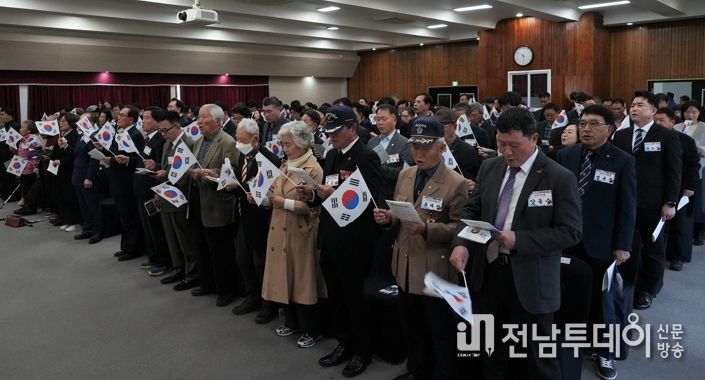 나주시가 지난 1일 제107주년 3·1절 기념행사를 개최했다.