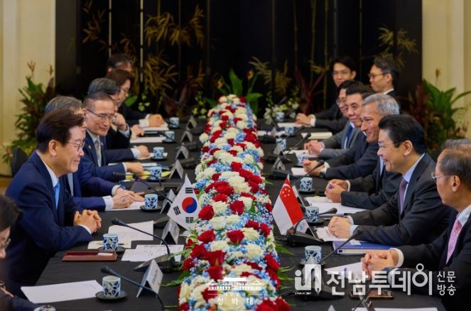 한-싱가포르 정상회담(청와대)