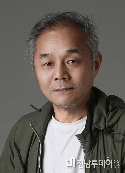 제23회 영랑시문학상, 최형일 시인 선정