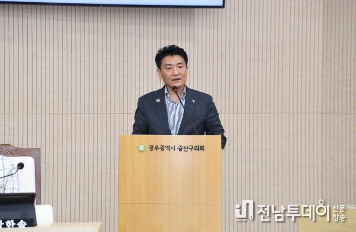 이우형 광산구의원, “신가동 재개발 장기 표류…관망 안 돼”