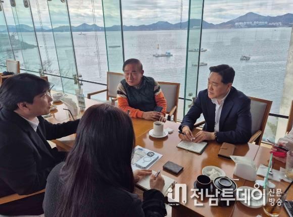 강문성 전라남도의원, 여수 블루푸드테크 스마트단지 조성 및 관광 활성화 방안 논의