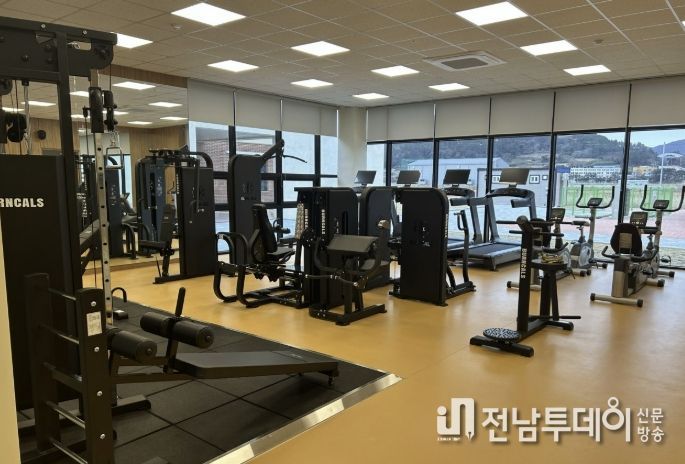 완도군 다어울림 문화센터 시설(헬스장)