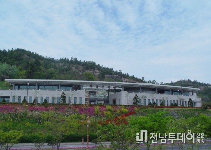 목포문학관 전경